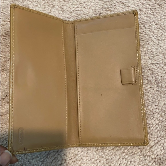 Coach Wallet - Picture 4 of 6
